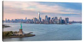Canvas print  New York skyline with Statue of Liberty - Matteo Colombo